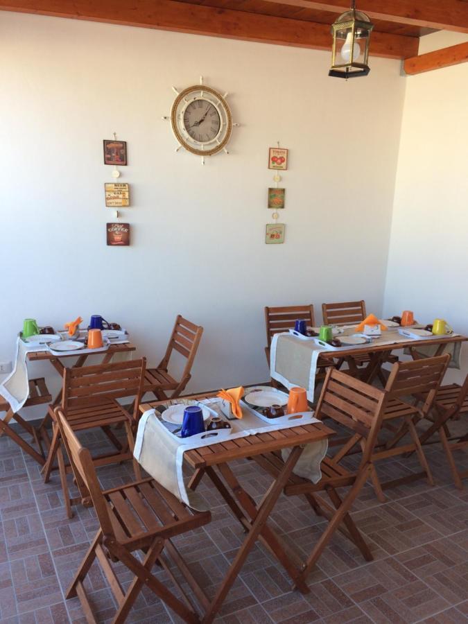 La Scalinata Acomodação com café da manhã Marina di Mancaversa Exterior foto
