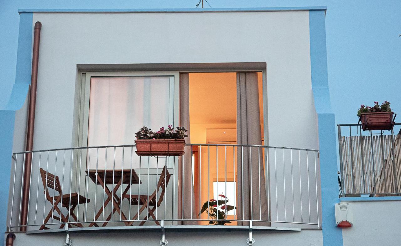 La Scalinata Acomodação com café da manhã Marina di Mancaversa Exterior foto